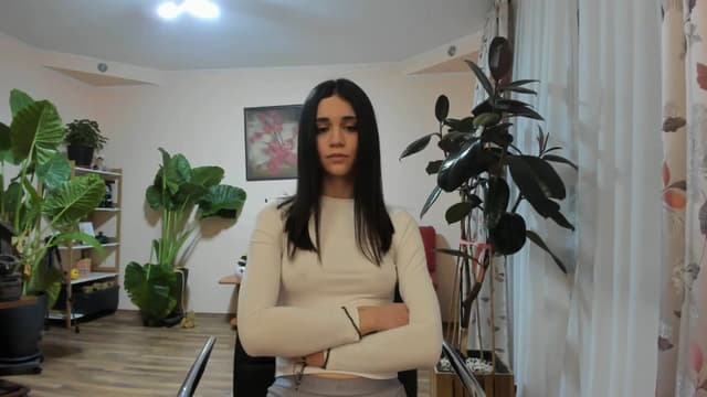 Gallery image thumbnail from aorra's myfreecams stream on, 10/09/2025, 14:22 image 19 of 20
