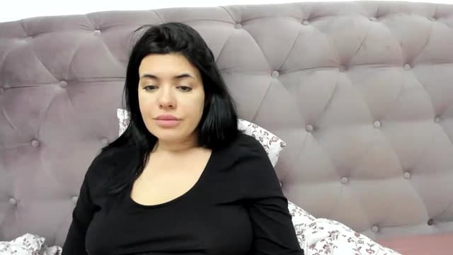 Gallery image thumbnail from azita's myfreecams stream on, 01/31/2024, 22:02 image 5 of 20