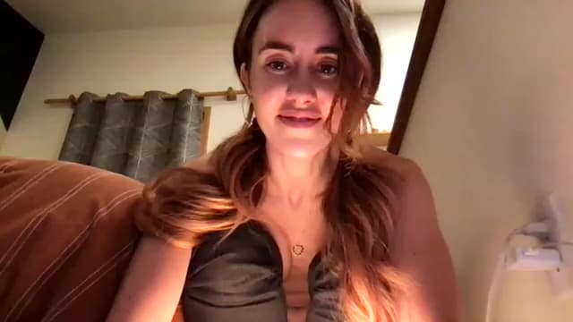 Gallery image thumbnail from clara's myfreecams stream on, 01/12/2023, 06:10 image 7 of 20