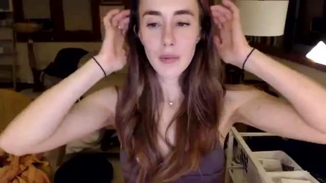 Gallery image thumbnail from clara's myfreecams stream on, 11/08/2023, 07:45 image 9 of 20
