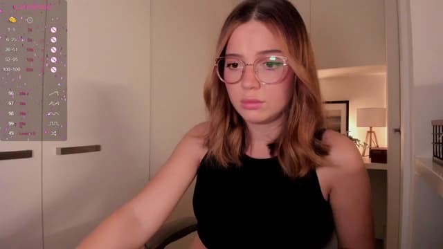Gallery image thumbnail from cutee's myfreecams stream on, 09/11/2024, 16:14 image 16 of 20
