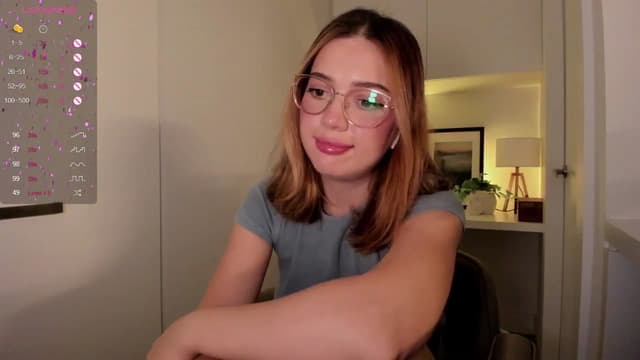 Gallery image thumbnail from cutee's myfreecams stream on, 09/12/2024, 17:32 image 17 of 20