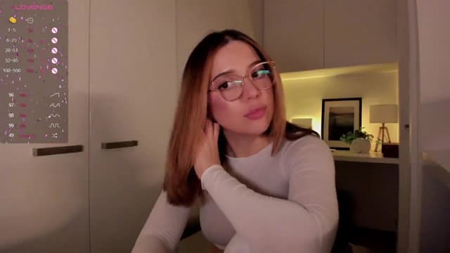 Gallery image thumbnail from cutee's myfreecams stream on, 09/16/2024, 15:54 image 19 of 20