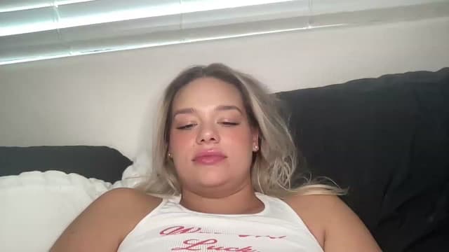 Gallery image thumbnail from ed3nn's myfreecams stream on, 05/31/2023, 01:23 image 10 of 20