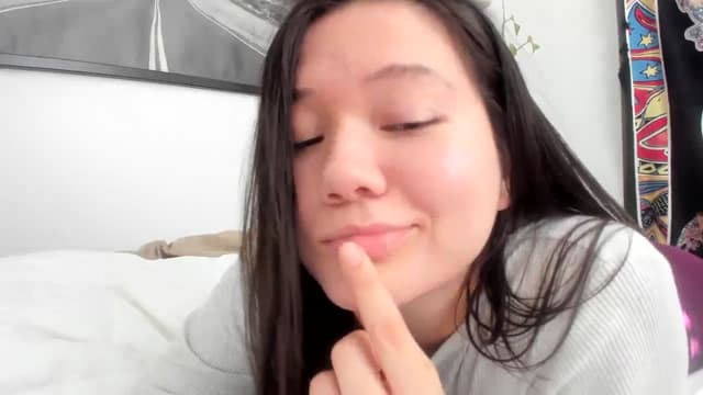 Gallery image thumbnail from imava's myfreecams stream on, 12/09/2023, 18:53 image 19 of 20