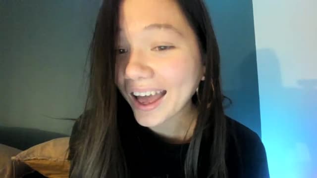 Gallery image thumbnail from imava's myfreecams stream on, 01/24/2024, 08:40 image 9 of 20