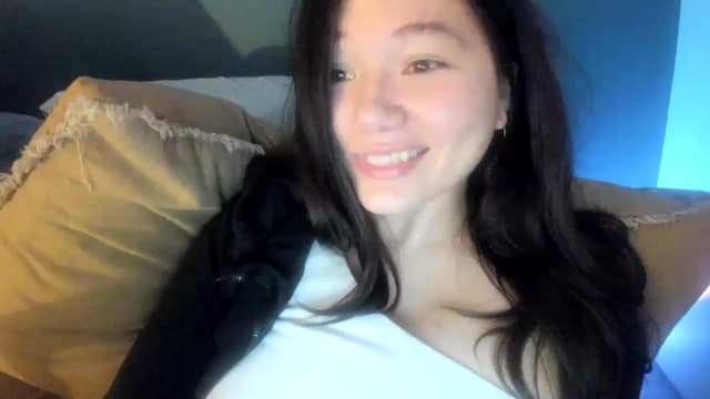 Gallery image thumbnail from imava's myfreecams stream on, 01/25/2024, 13:25 image 6 of 20
