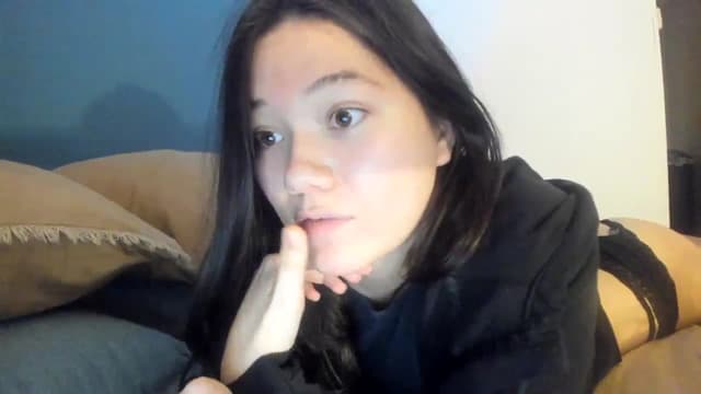 Gallery image thumbnail from imava's myfreecams stream on, 01/29/2024, 10:14 image 20 of 20