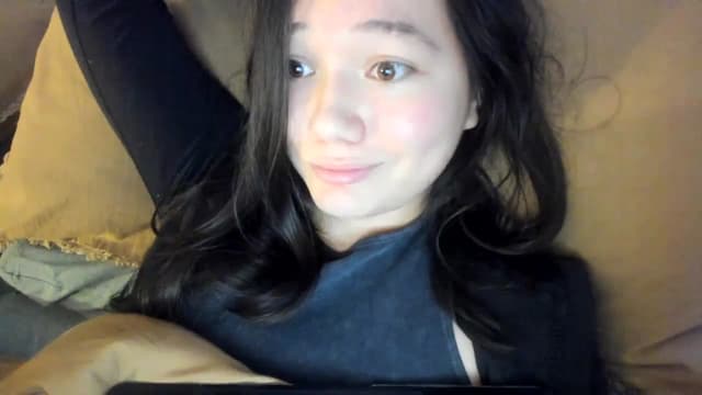 Gallery image thumbnail from imava's myfreecams stream on, 01/29/2024, 13:35 image 17 of 20