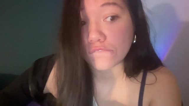 Gallery image thumbnail from imava's myfreecams stream on, 02/20/2024, 17:36 image 12 of 20