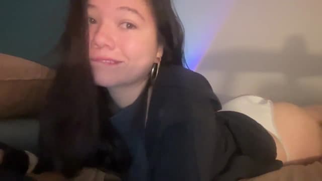 Gallery image thumbnail from imava's myfreecams stream on, 03/04/2024, 14:46 image 2 of 20