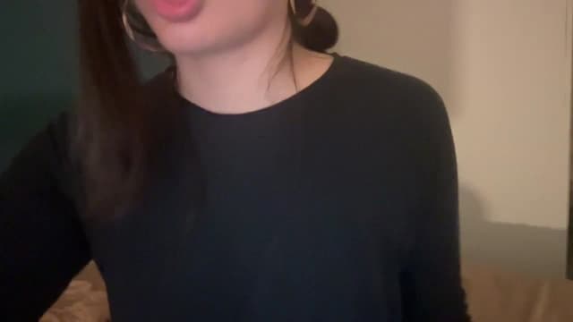 Gallery image thumbnail from imava's myfreecams stream on, 03/08/2024, 19:11 image 4 of 20