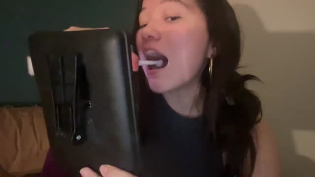 Gallery image thumbnail from imava's myfreecams stream on, 03/18/2024, 05:41 image 8 of 20