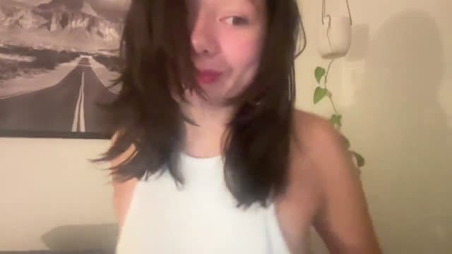 Gallery image thumbnail from imava's myfreecams stream on, 05/04/2024, 07:48 image 3 of 20