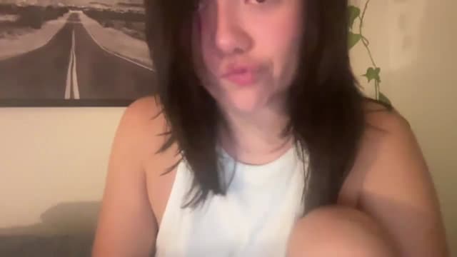 Gallery image thumbnail from imava's myfreecams stream on, 05/04/2024, 08:09 image 1 of 20