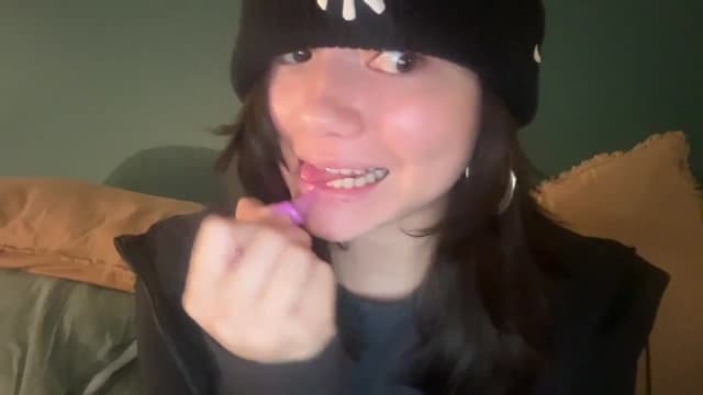 Gallery image thumbnail from imava's myfreecams stream on, 06/04/2024, 13:56 image 2 of 20
