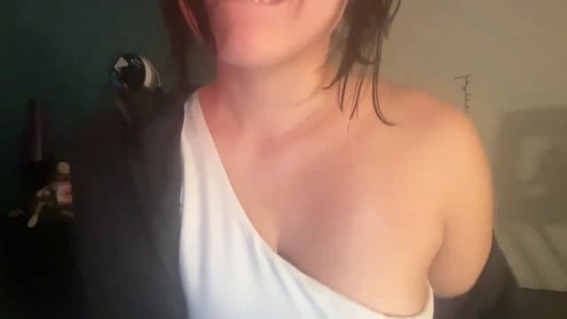 Gallery image thumbnail from imava's myfreecams stream on, 06/17/2024, 08:12 image 5 of 20