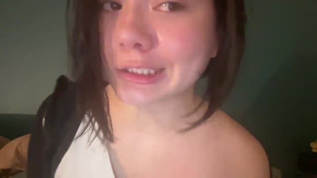 Gallery image thumbnail from imava's myfreecams stream on, 06/25/2024, 09:12 image 3 of 20