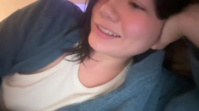 Gallery image thumbnail from imava's myfreecams stream on, 06/27/2024, 10:54 image 14 of 20
