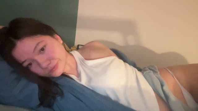 Gallery image thumbnail from imava's myfreecams stream on, 06/27/2024, 12:44 image 2 of 20