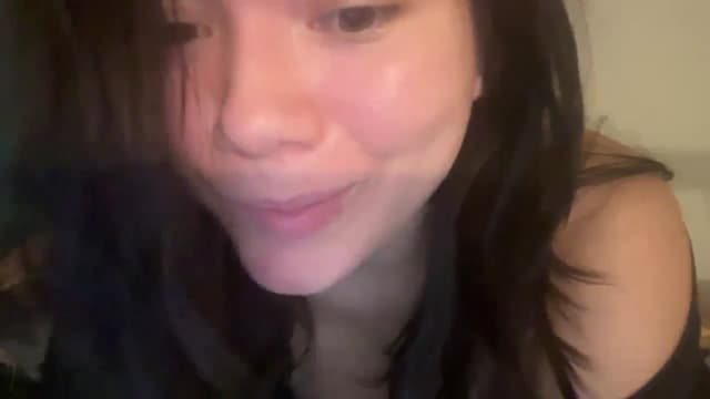 Gallery image thumbnail from imava's myfreecams stream on, 07/04/2024, 08:03 image 16 of 20