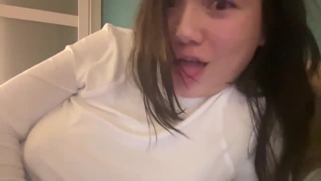 Gallery image thumbnail from imava's myfreecams stream on, 07/30/2024, 08:07 image 13 of 20