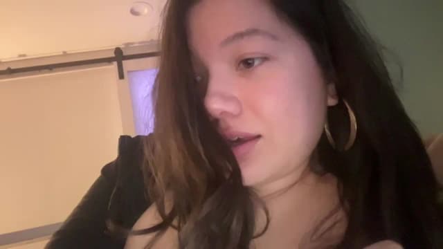 Gallery image thumbnail from imava's myfreecams stream on, 08/30/2024, 01:17 image 18 of 20