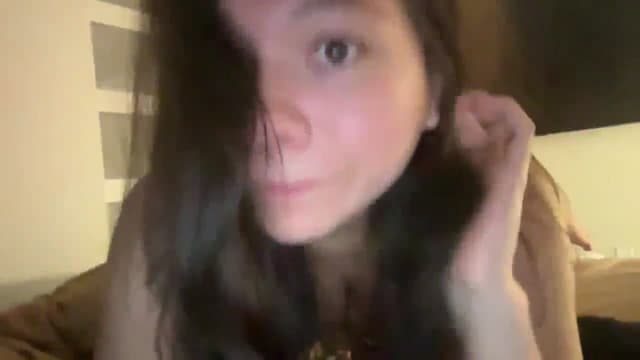 Gallery image thumbnail from imava's myfreecams stream on, 09/19/2024, 06:23 image 17 of 20