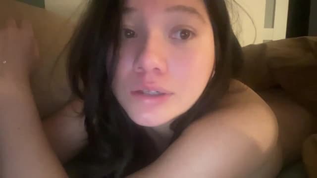 Gallery image thumbnail from imava's myfreecams stream on, 10/19/2024, 11:52 image 18 of 20