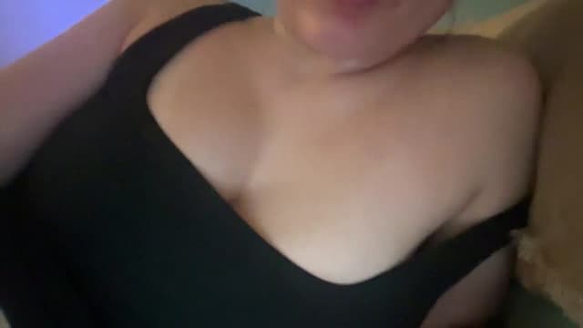 Gallery image thumbnail from imava's myfreecams stream on, 11/12/2024, 08:38 image 8 of 20