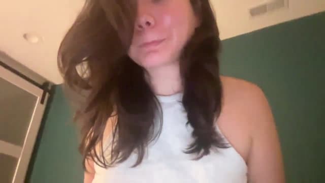 Gallery image thumbnail from imava's myfreecams stream on, 11/22/2024, 03:38 image 19 of 20