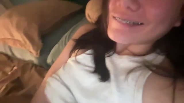 Gallery image thumbnail from imava's myfreecams stream on, 11/22/2024, 07:48 image 20 of 20