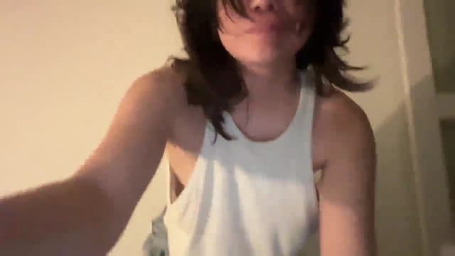Gallery image thumbnail from imava's myfreecams stream on, 10/23/2025, 20:19 image 12 of 20