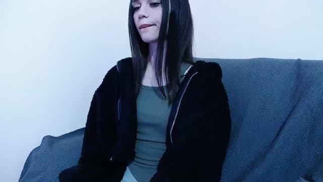 Gallery image thumbnail from kllLr's myfreecams stream on, 11/17/2024, 24:01 image 14 of 20