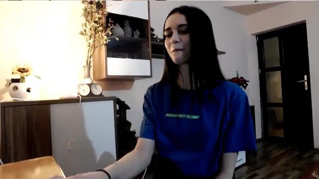 Gallery image thumbnail from kllLr's myfreecams stream on, 12/27/2024, 21:24 image 2 of 20
