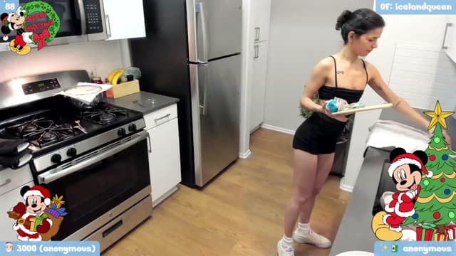 Gallery image thumbnail from litty's myfreecams stream on, 12/25/2023, 07:41 image 14 of 20