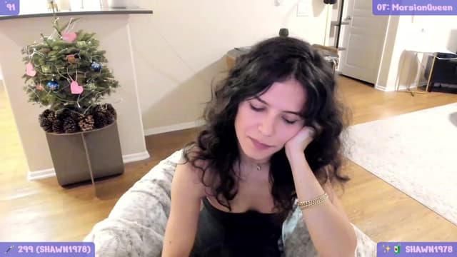 Gallery image thumbnail from litty's myfreecams stream on, 12/28/2023, 07:21 image 2 of 20