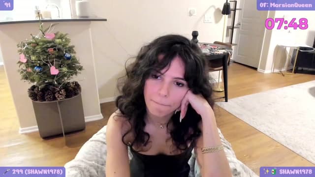 Gallery image thumbnail from litty's myfreecams stream on, 12/28/2023, 07:21 image 14 of 20