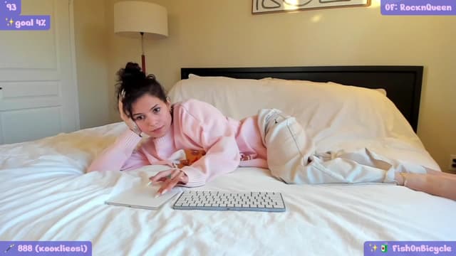 Gallery image thumbnail from litty's myfreecams stream on, 12/30/2023, 24:38 image 17 of 20