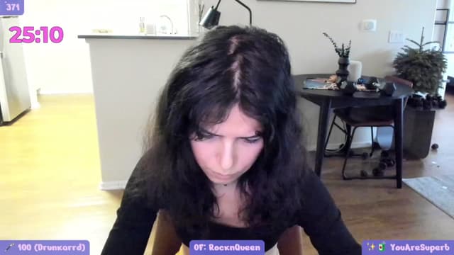 Gallery image thumbnail from litty's myfreecams stream on, 01/06/2024, 23:34 image 19 of 20