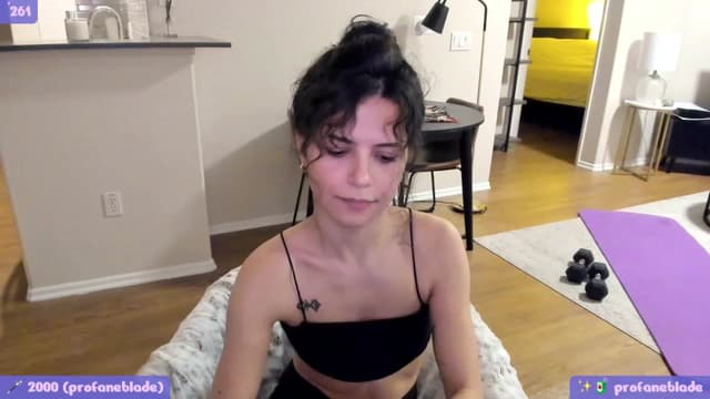 Gallery image thumbnail from litty's myfreecams stream on, 01/10/2024, 08:00 image 16 of 20