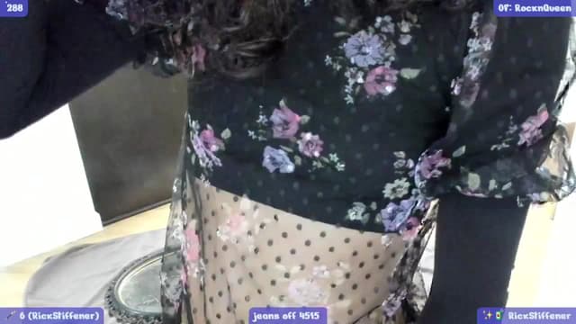 Gallery image thumbnail from litty's myfreecams stream on, 03/08/2024, 24:32 image 6 of 20