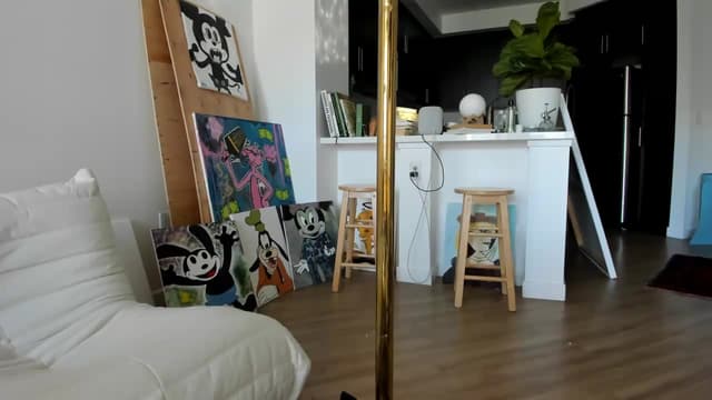 Gallery image thumbnail from litty's myfreecams stream on, 03/16/2024, 19:28 image 16 of 20