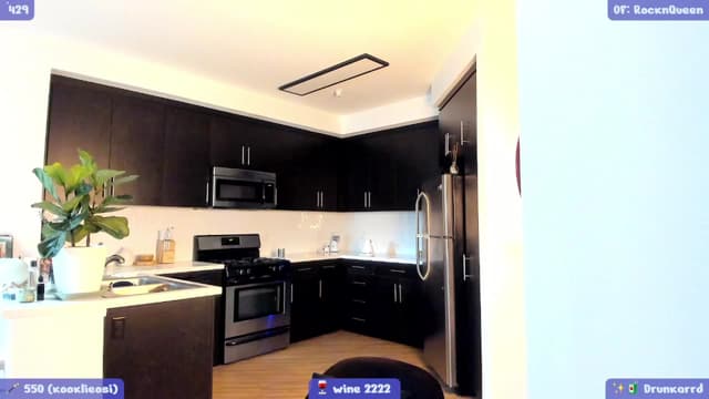 Gallery image thumbnail from litty's myfreecams stream on, 03/25/2024, 01:02 image 9 of 20