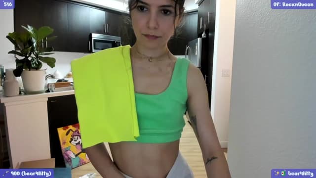 Gallery image thumbnail from litty's myfreecams stream on, 04/04/2024, 03:58 image 10 of 20