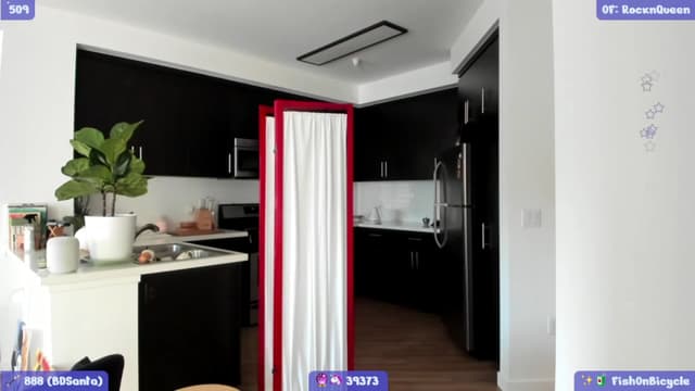 Gallery image thumbnail from litty's myfreecams stream on, 04/08/2024, 01:53 image 18 of 20