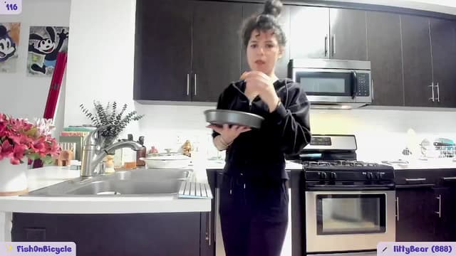 Gallery image thumbnail from litty's myfreecams stream on, 05/17/2024, 02:47 image 18 of 20