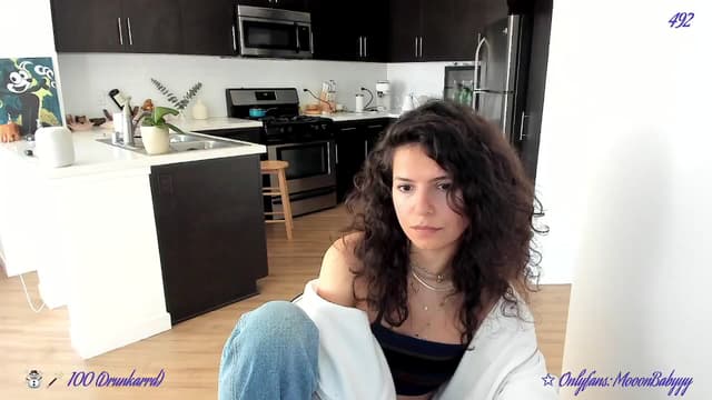 Gallery image thumbnail from litty's myfreecams stream on, 03/22/2025, 24:16 image 7 of 20