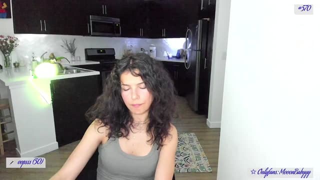 Gallery image thumbnail from litty's myfreecams stream on, 08/03/2025, 04:21 image 10 of 20