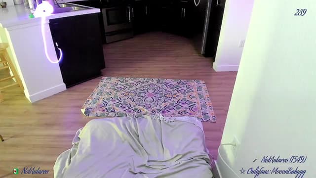 Gallery image thumbnail from litty's myfreecams stream on, 08/12/2025, 03:20 image 10 of 20